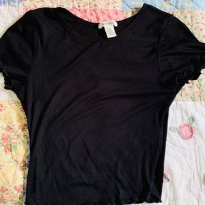 Cute Black Crop-top 🖤🖤🖤